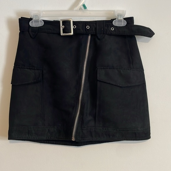 NWT Edgy Cargo Mini Skirt 4 Black Zipper Contemporary Minimalist grunge Divided - Picture 1 of 15
